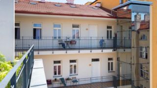 ubytovani p es airbnb praha Carebnb s.r.o.