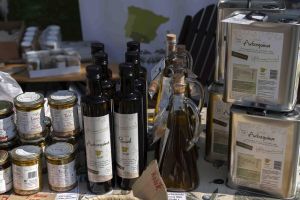 obchody na nakup olivovniku praha Lozano Červenka – olivový obchod