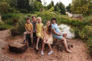 places for family photography in prague Alena Gurenchuk