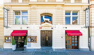 restaurace s p edstavenim praha Restaurant Michal - Live folklore show in Prague